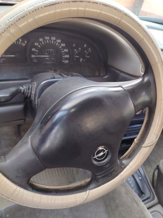 Продам опель 1991 год автомат