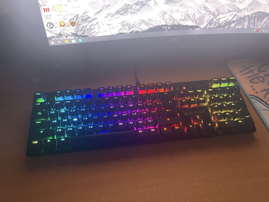 Механическая клавиатура Bloody B820R игровая