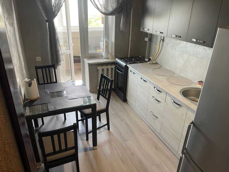 Дава се под наем Двустаен апартамент в София, Гео Милев - 80 кв.м за 375 € - Снимка #3