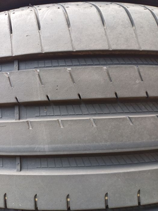 Гуми 255/40/19 Гудиар