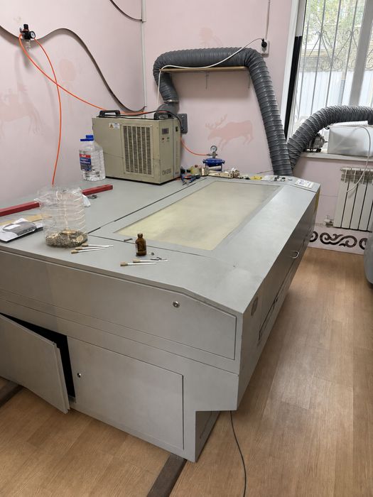 Продам лазерный станок 2-х головый