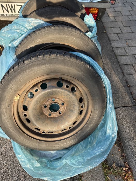 Jante tanla 5x100 cu anvelope iarna 185/60/15