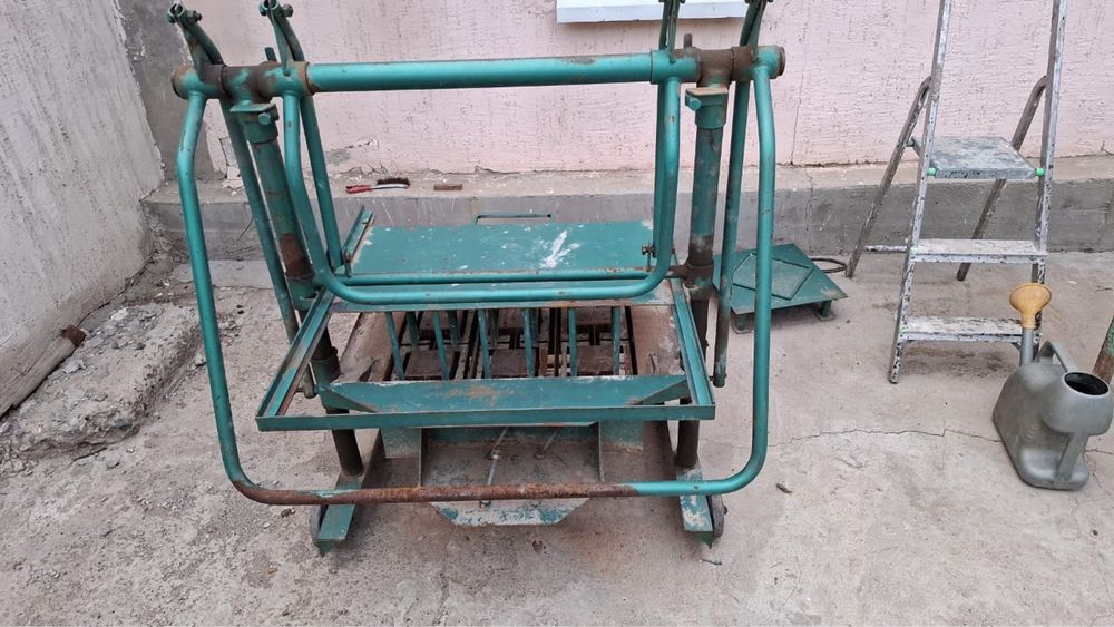 Станок для кирпичей