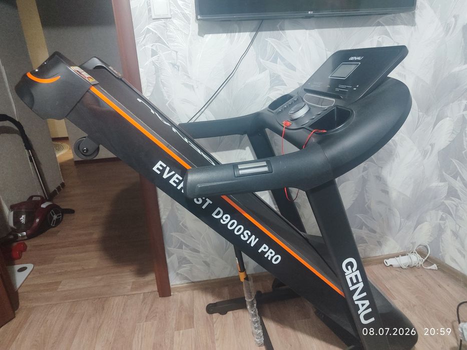 Продам беговую дорожку