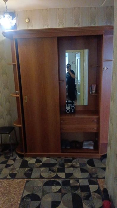 Продам хорошую прихожую