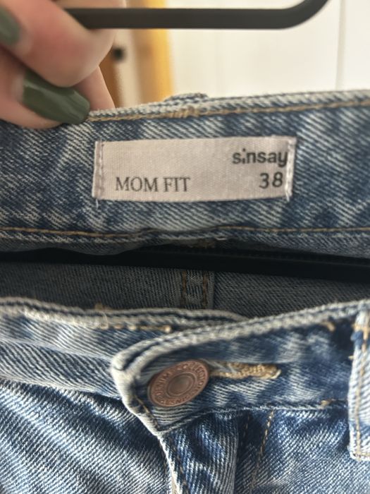 Blugi Sinsay mom fit