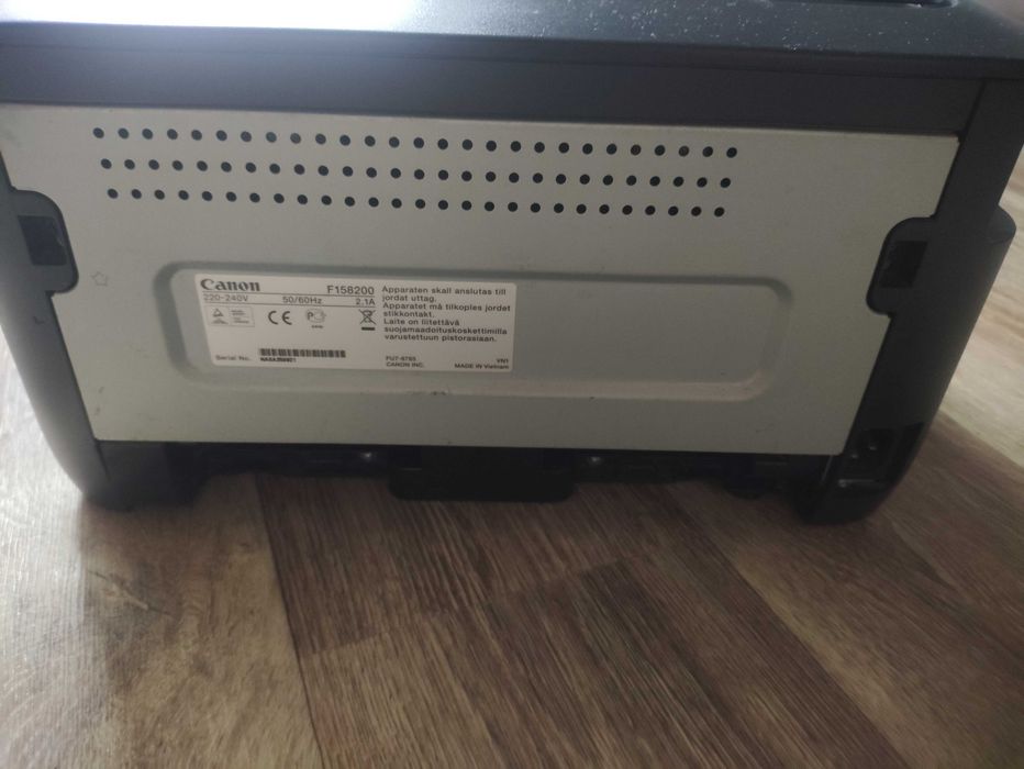 Продам принтер Canon LBP6020B