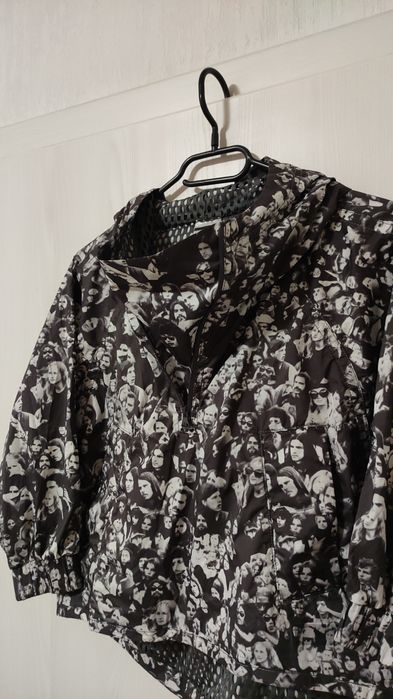 XS Oversize Stella McCartney Дамско горнище ветровка в отлично състояние с качулка