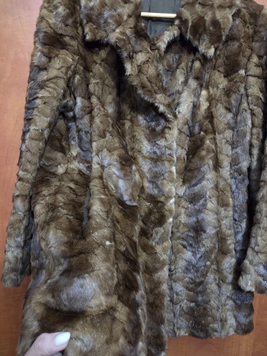 Scurtă din nurcă tunsă nouă