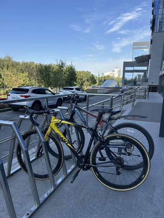 Giant Carbon FormulaOne 8.1 кг / SRAM Rival / Mavic Cosmic