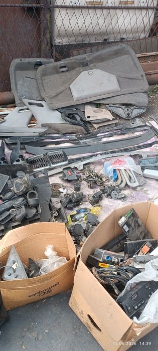 Запчасти БМВ  е32 м30