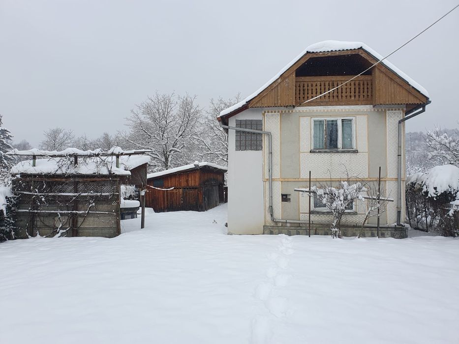 Casă Tăuții Măgherăuș zona centrală