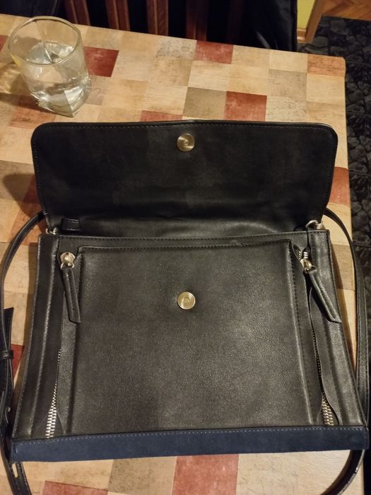 Дамска чанта нестандартна и красива