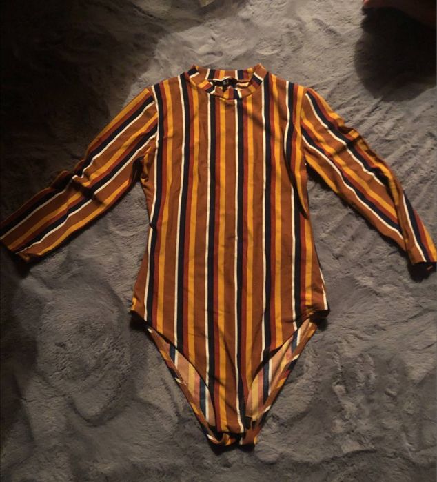 Боди лонгслив Jennyfer