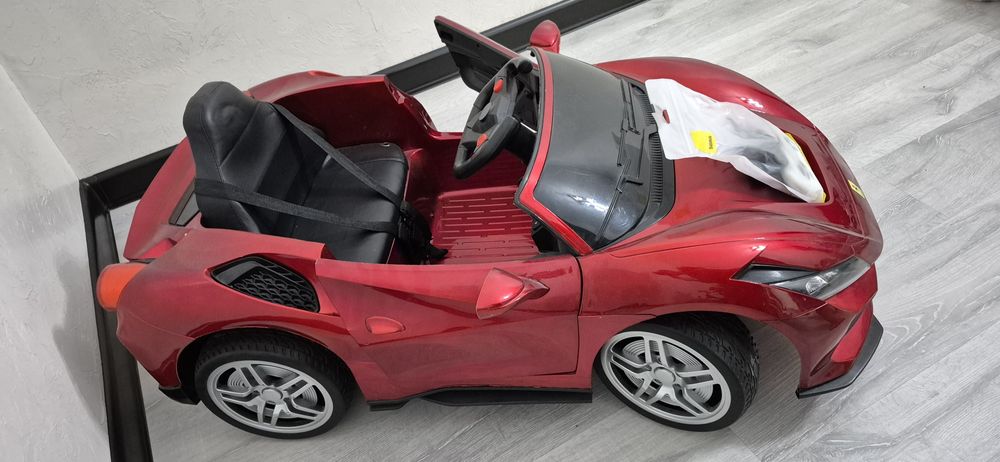 Автомобиль для детей до 5ти лет