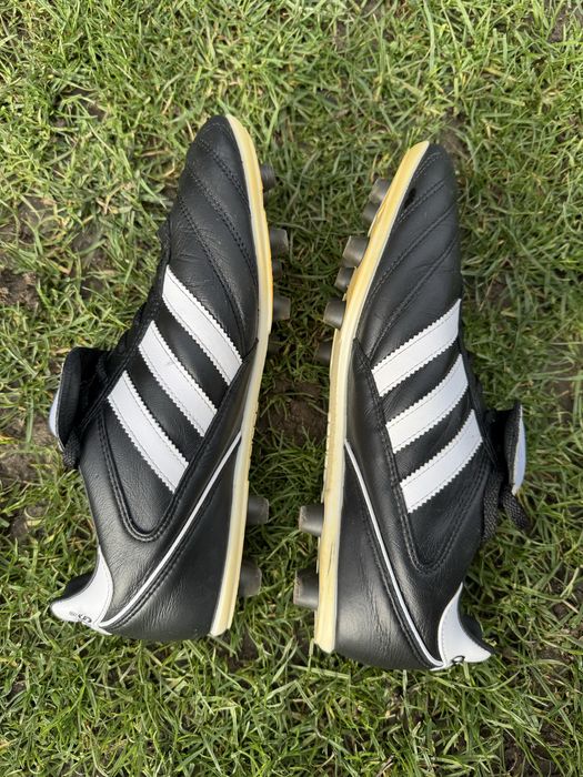 Ghete de forbal adidas 42