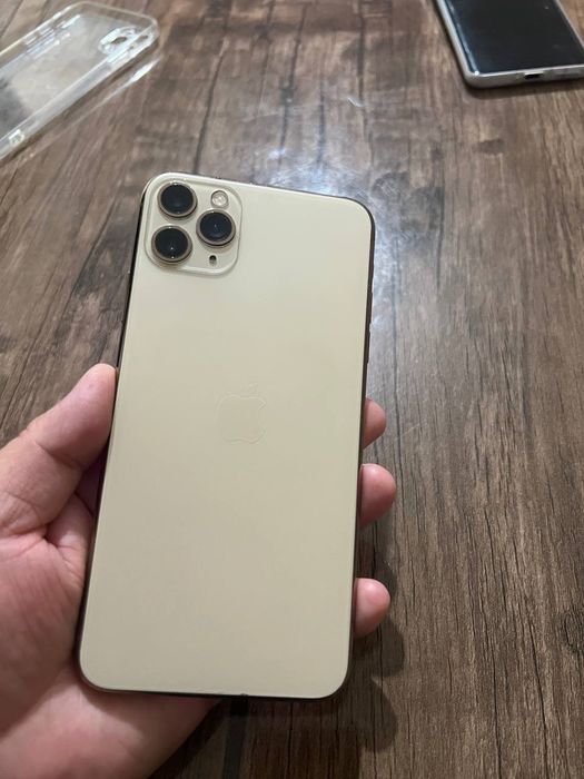 iPhone 11 Pro Max