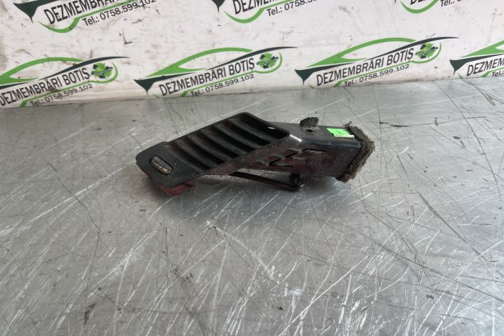 Grila ventilatie bord dreapta A9068300354 / A 906 830 03 54 Mercedes-