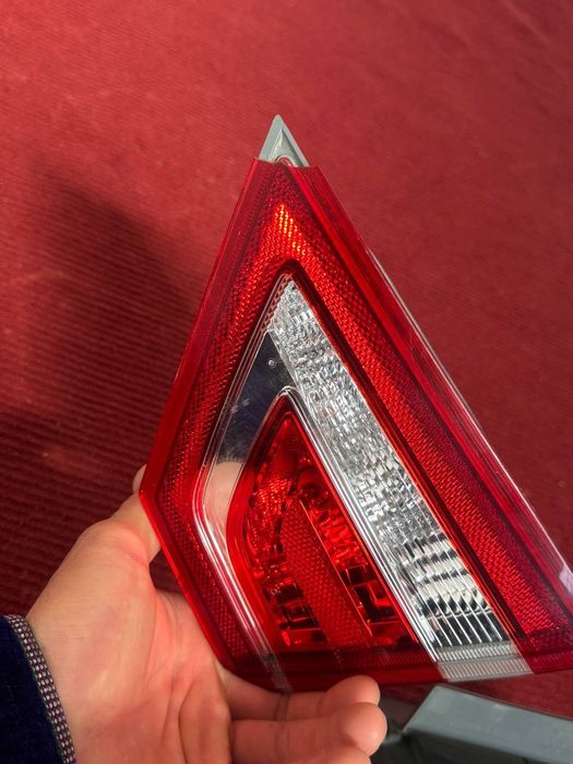 Лада веста задний стоп
Комплект
РОДНОЙ ЗАВОДСКОЙ 
Б/У 1 - год эксплуат