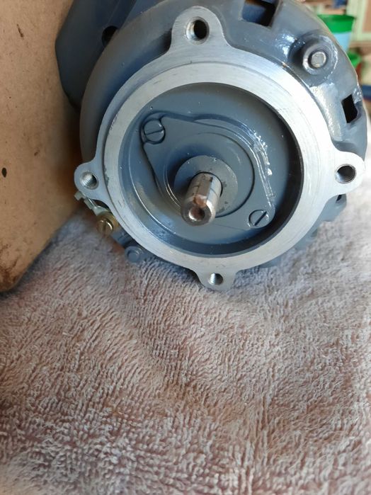 электродвигатель