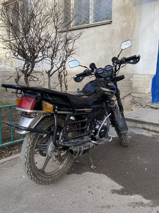 Продам мотоцикл 200сс