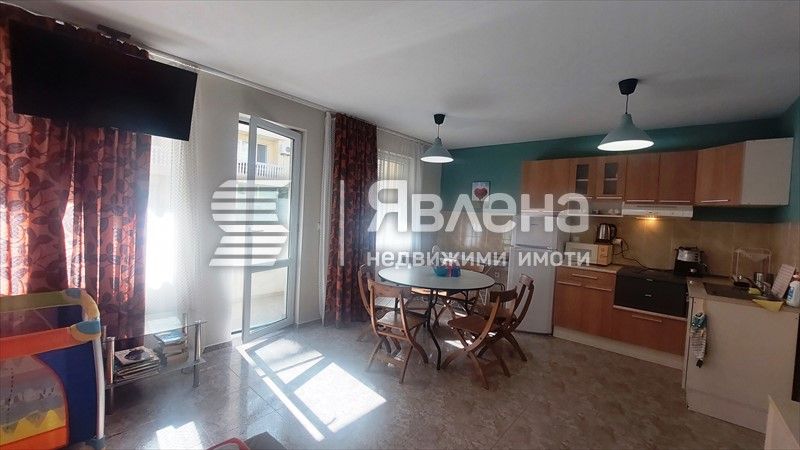 Продава се Двустаен апартамент в Поморие - 81 кв.м за 1220 €/кв.м - Снимка #7
