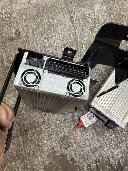 Amplificator prologic harman hi fi bmw e90 e91 e92 e93 e87 e81 e82 e88