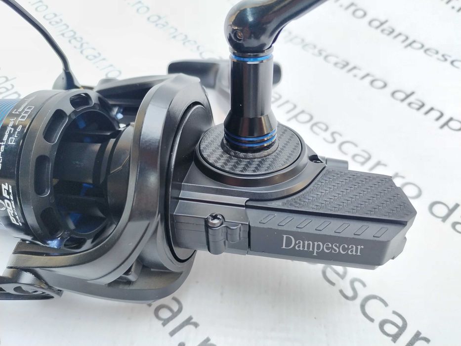 Mulinetă Feeder Crap PRO FL Strategist 7000 Albastru tambur Long Cast