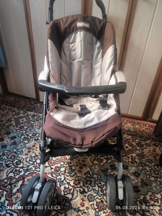 Коляска прогулочная