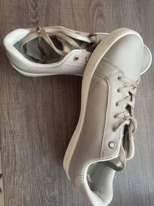 Дамски кецове номер 40, U.S. Polo