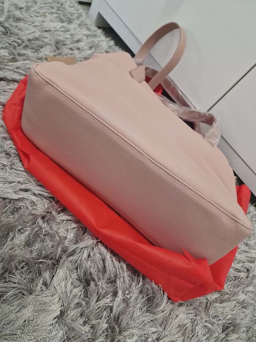 Geanta Valentino Noua Superbă