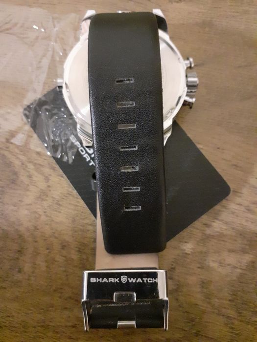 Часовник Shark sport watch