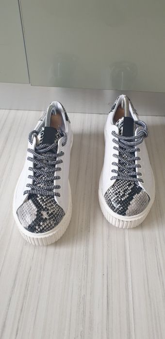 Lio Jo Leather Sneakers 39/25см ОРИГИНАЛ НОВО Дамски Кецове от  Ест ко