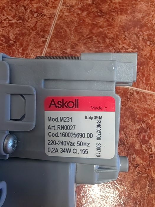 Пералня Ariston Hotpoint части