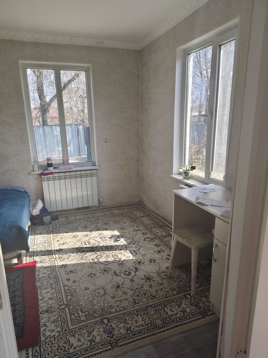 Үй сатылады. Буашева 21