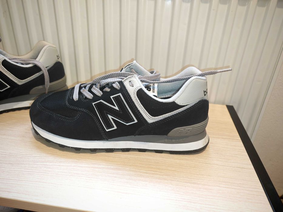 New Balance 574 mărimea 42
