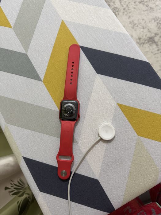 Apple Watch Series 6 (GPS)