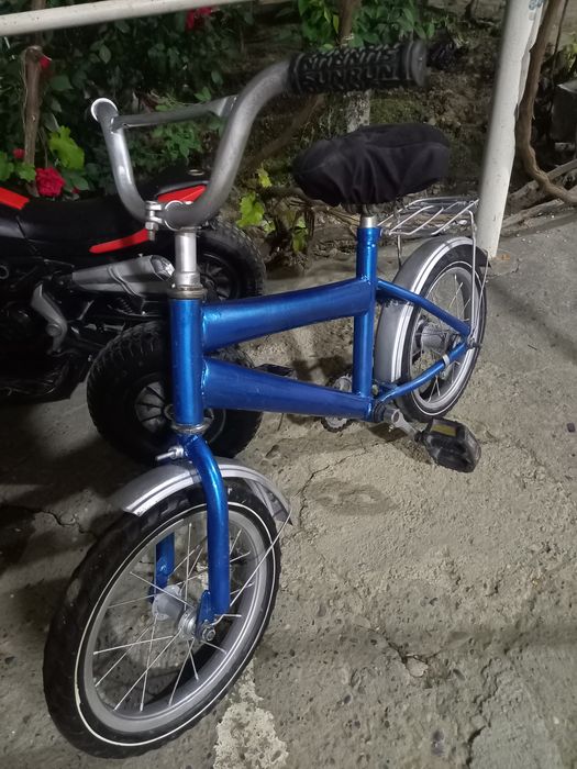 Bolalar mototsikli velosipedlari sotiladi