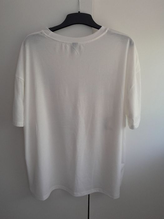 Tricou alb cu stelute