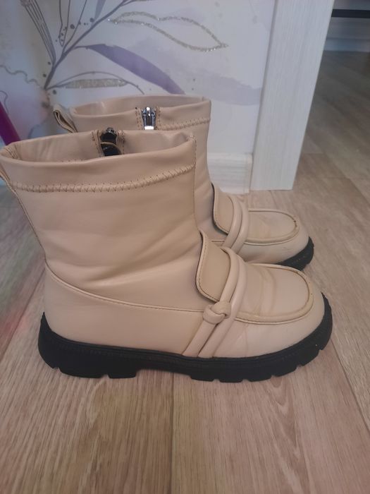 Ботинки демисезонные на девочку