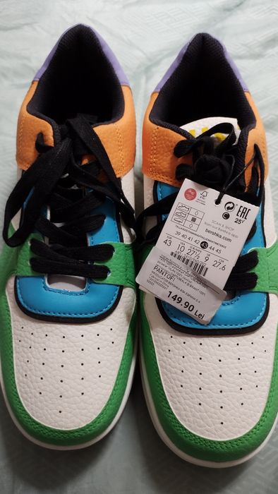 Adidasi Bershka , noi