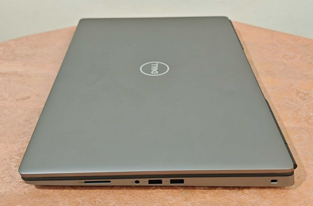 Dell Precision 7760/Intel Core i7-11850H/NVidia Quadro RTX A3000 6GB/16GB RAM/512GB SSD NVMe/17.3 IPS 100% DCIP-3 WorkStation работна станция