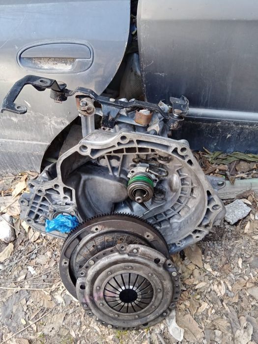 Запчасти на Опель вектора б