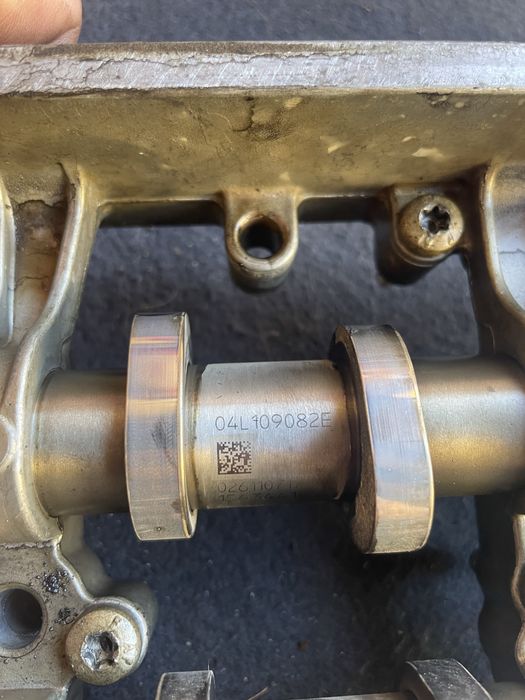Ax cu came axe audi a4 b9 2.0 tdi  04l109082e/c