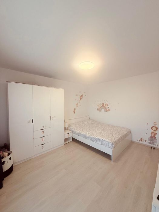 Casă modernă 4 camere, mobilată complet, fotovoltaice + recuperare căldură, teren 367 mp – Miroslava