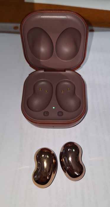 Безжични Слушалки Samsung Galaxy Buds Live