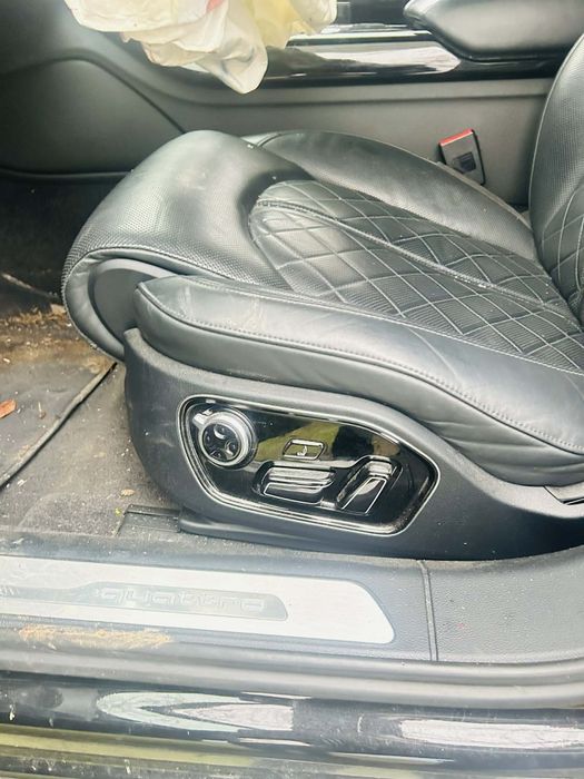 Dezmebrez audi a8 2017