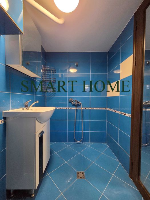 Дава се под наем Едностаен апартамент в Велико Търново, Център - 25 кв.м за 153 € - Снимка #4