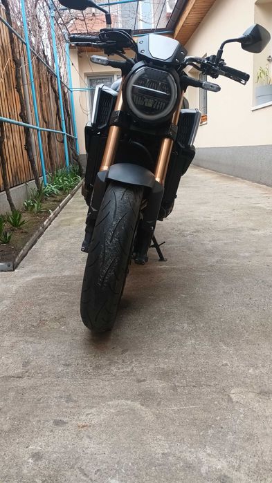 HONDA CB  AN 2021 6100KM CC650