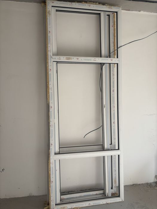 Пластиковая перегородка витражная